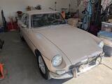 1967 MG MGB GT Tan kelly brickey